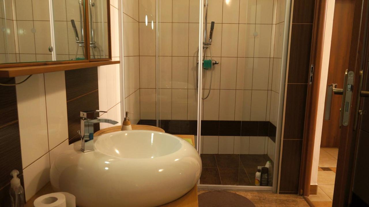 U Salonu Virginia Apartment Česká Kamenice Bagian luar foto